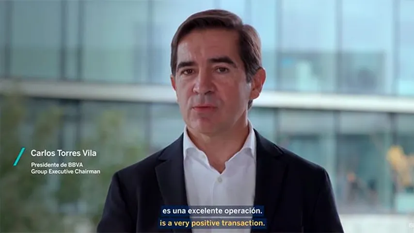 Carlos TorresVila, presidente del BBVA, anunció personalmente la operación. (Foto: BBVA)